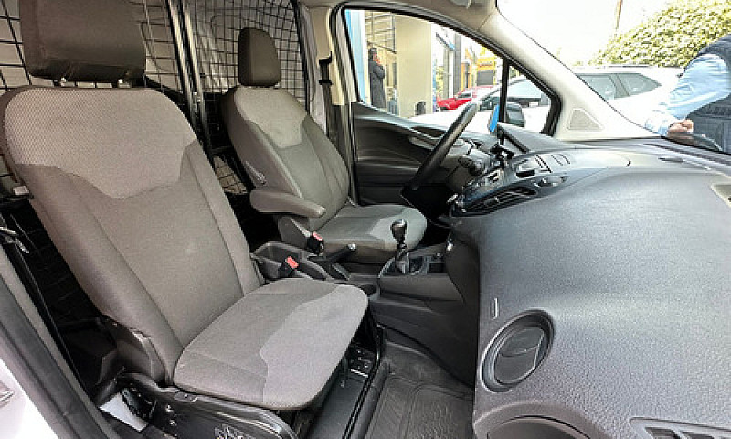 Ford Transit 2021...