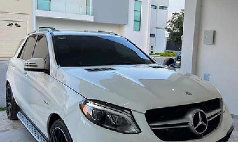 Mercedes-Benz Clase ...