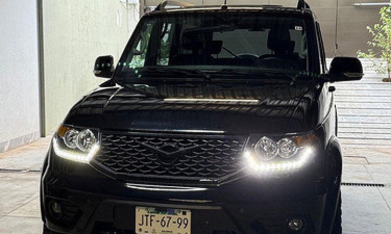 Uaz Patriot 4X4...