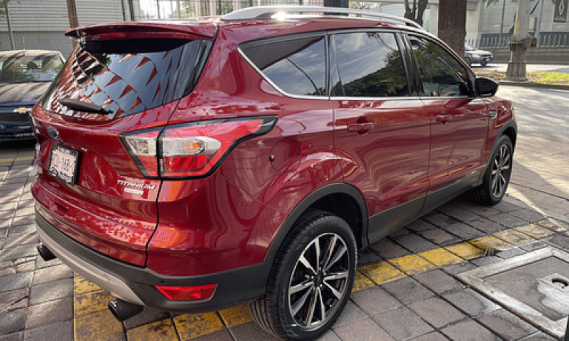 Ford Escape 2.0 Tita...