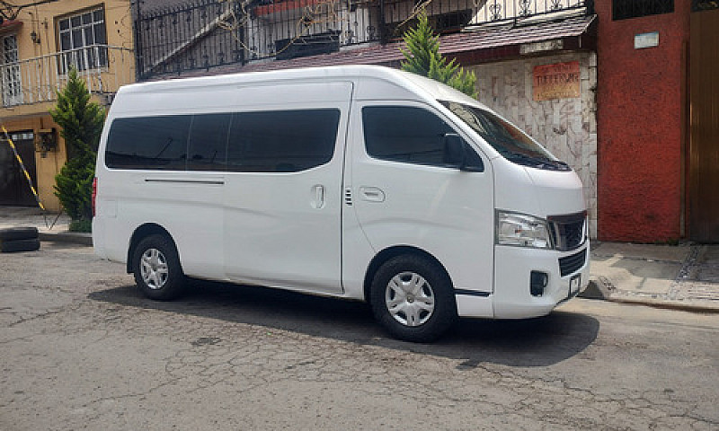 Nissan Urvan 2.5 12 ...