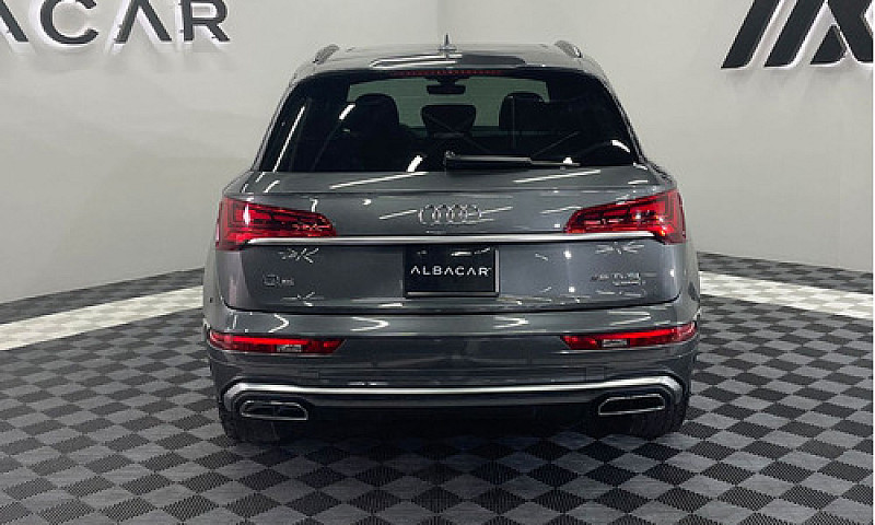 Audi Q5 2021...