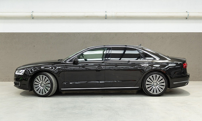 Audi A8 2017...