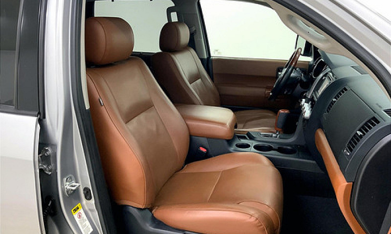 Toyota Sequoia 2019...