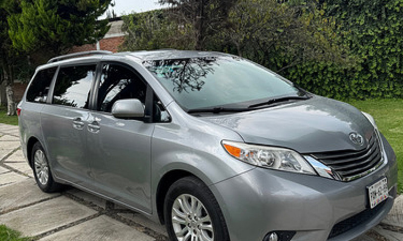 Toyota Sienna 3.5 Xl...