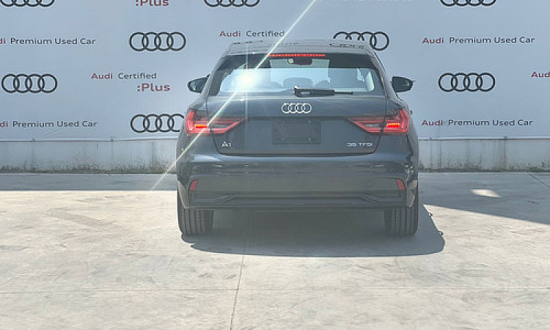 Audi A1 2021 1.5 Ego...