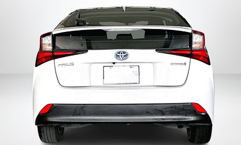 Toyota Prius 2021...