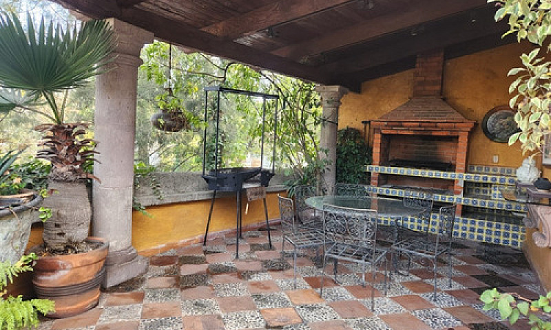 Casa En Venta En Lom...