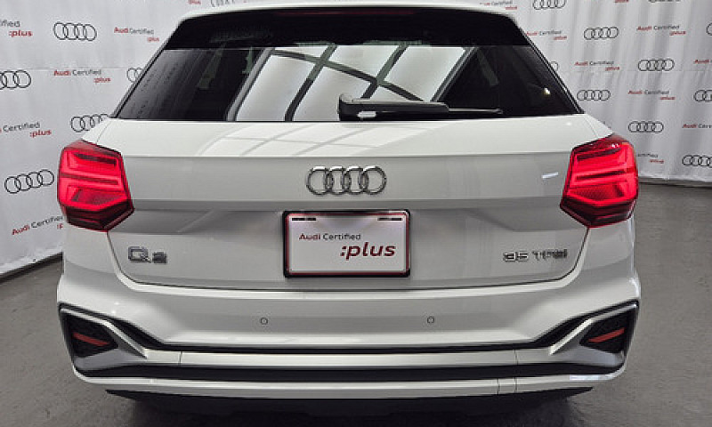 Audi  Q2  2022...
