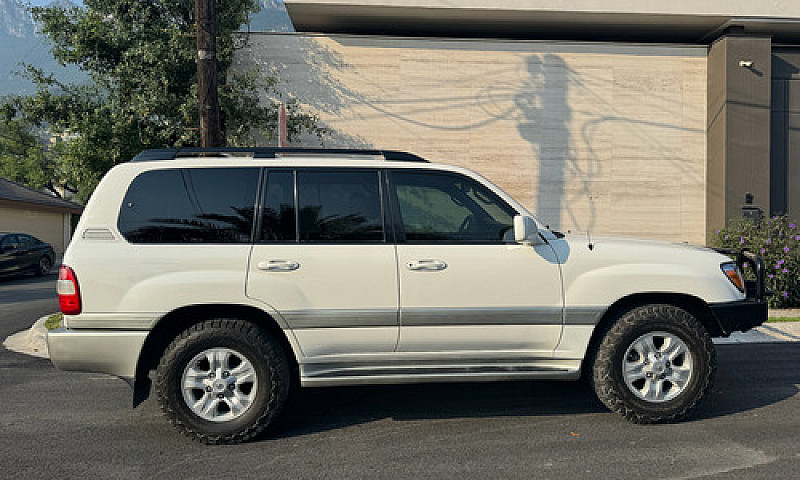 Toyota Land Cruiser ...