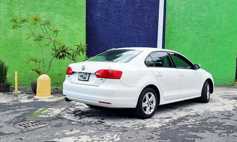 Volkswagen Jetta 2.5...