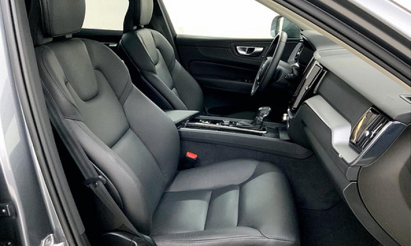 Volvo Xc60 2021...