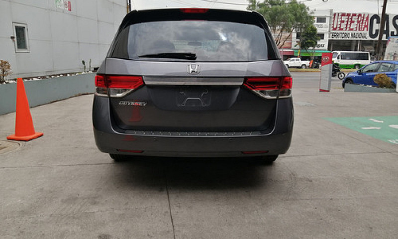 Honda Odyssey 2016 3...