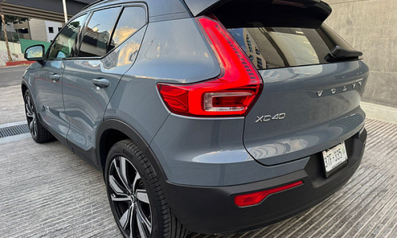 Volvo Xc40 2022...