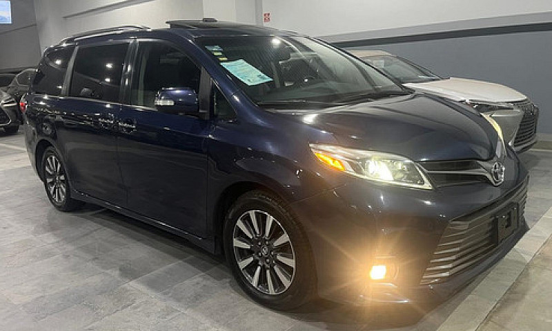 Toyota Sienna 2019...