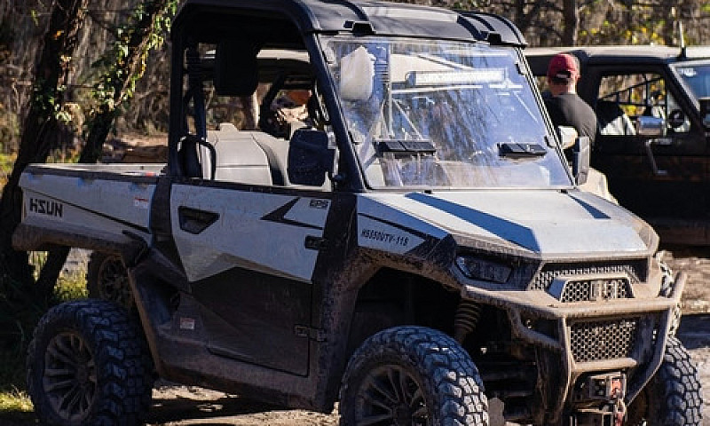 Utv Hisun Axxis 550...