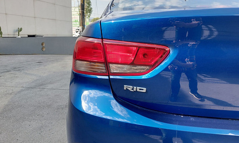 Kia Rio 2020...