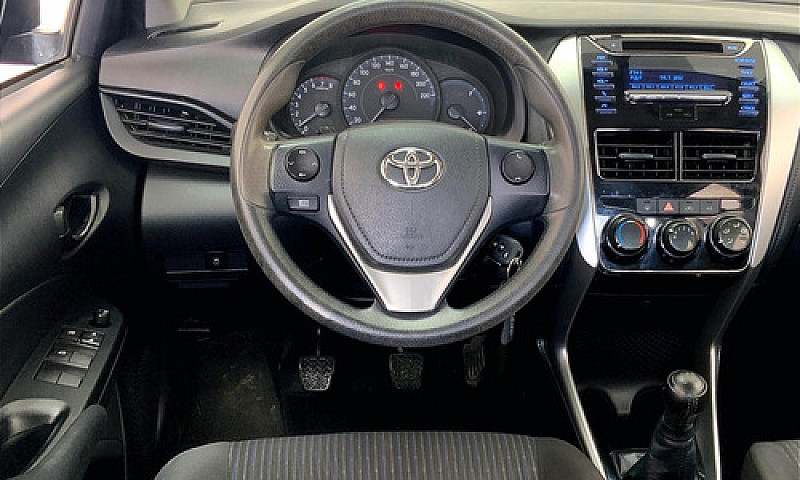 Toyota Yaris 2019...
