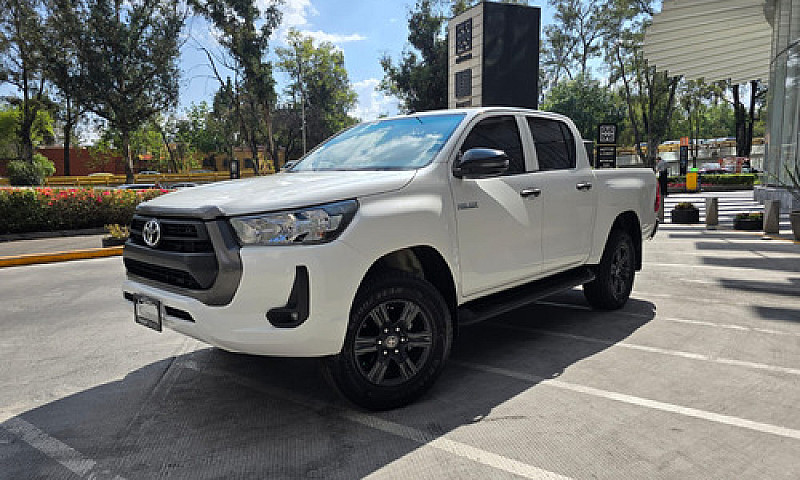 Toyota Hilux 2.7 Cab...