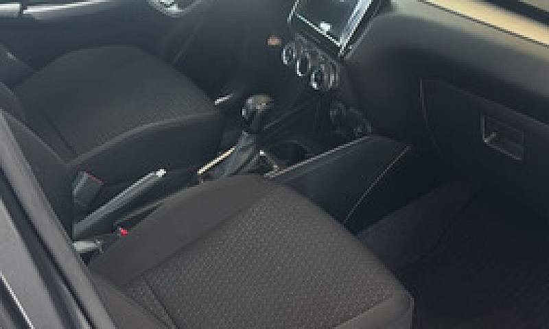 Suzuki Swift 2023...