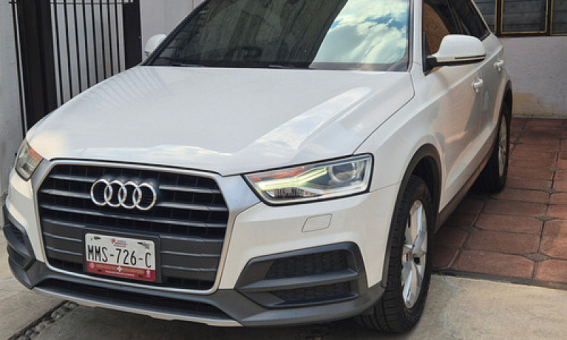 Audi Q3 1.4 Luxury 1...
