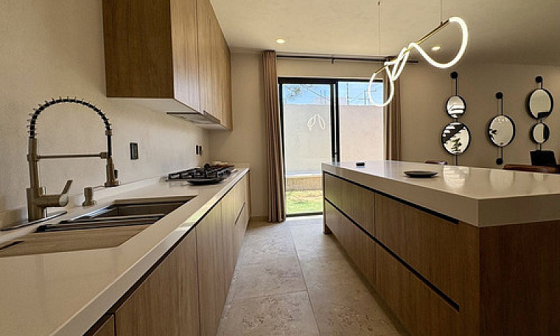 Casa En Venta En Met...