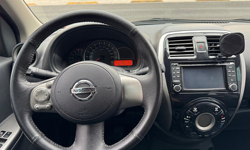 Nissan March 1.6 Sr ...