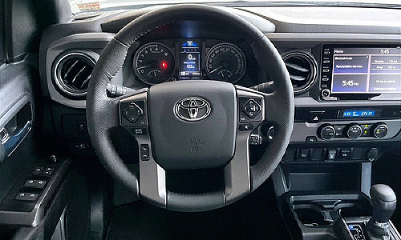 Toyota Tacoma 2023...
