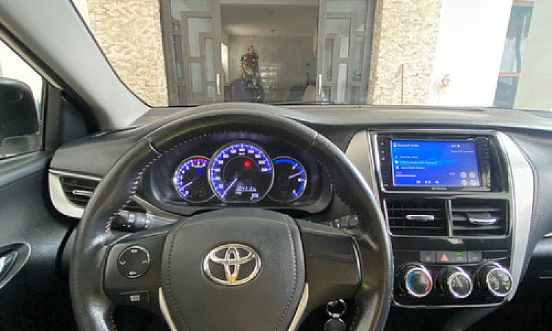 Toyota Yaris 1.5 5P ...
