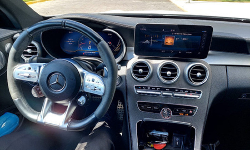 Mercedes Benz Amg C6...