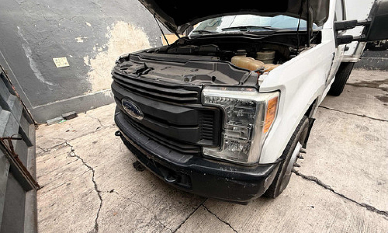Ford F-350 6.3L Xl 6...