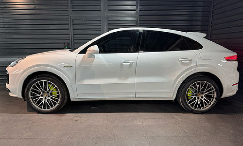 Porsche Cayenne 2022...