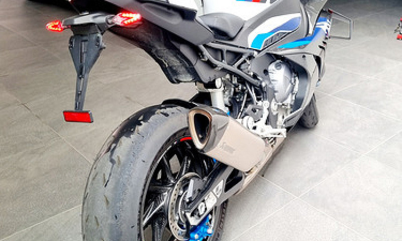 M1000Rr...