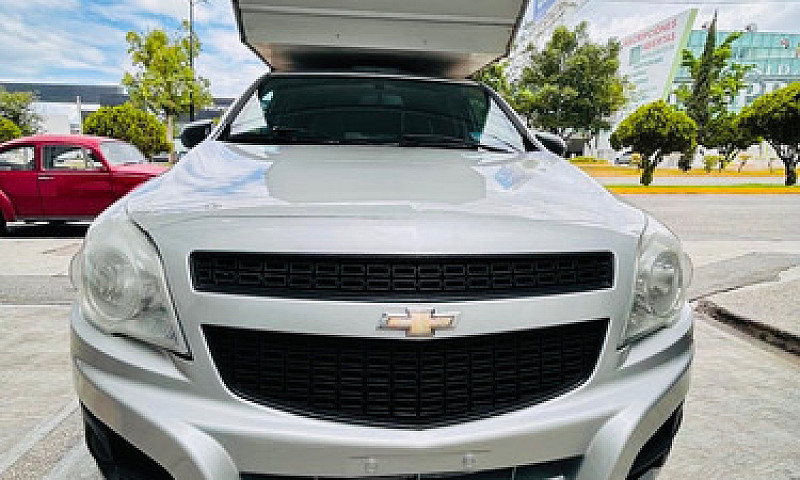 Chevrolet Tornado 1....