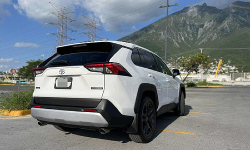 Toyota Rav4 2.5 Adve...