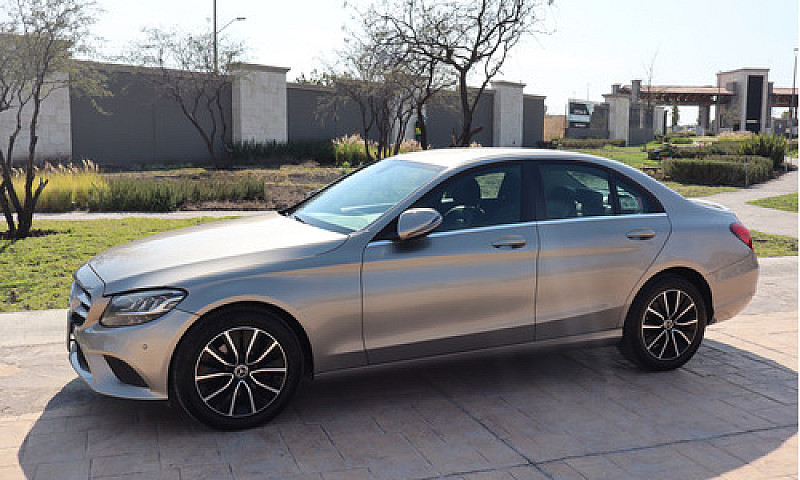 Mercedes-Benz Clase ...