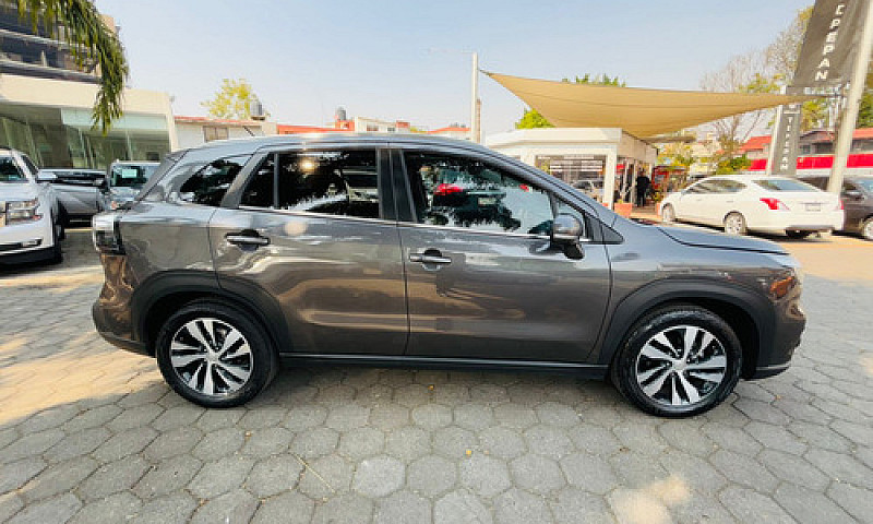 Suzuki S-Cross 2023...