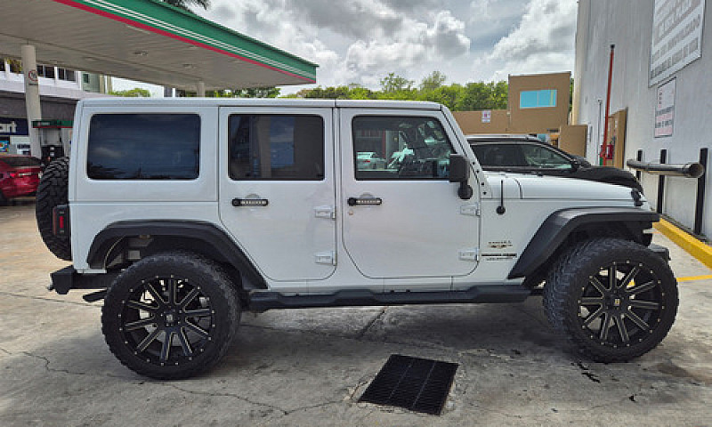 Jeep Wrangler 3.7 Un...