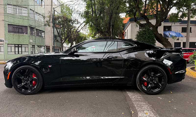 Chevrolet Camaro 6.2...