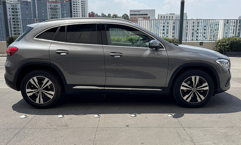 Mercedes-Benz Clase ...