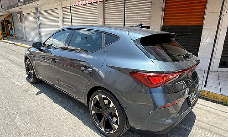Cupra Leon 245Hp...