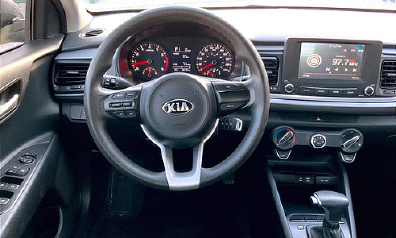 Kia Rio 2020...