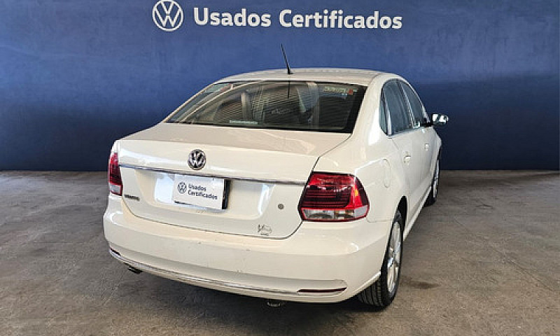 Volkswagen Vento Hig...
