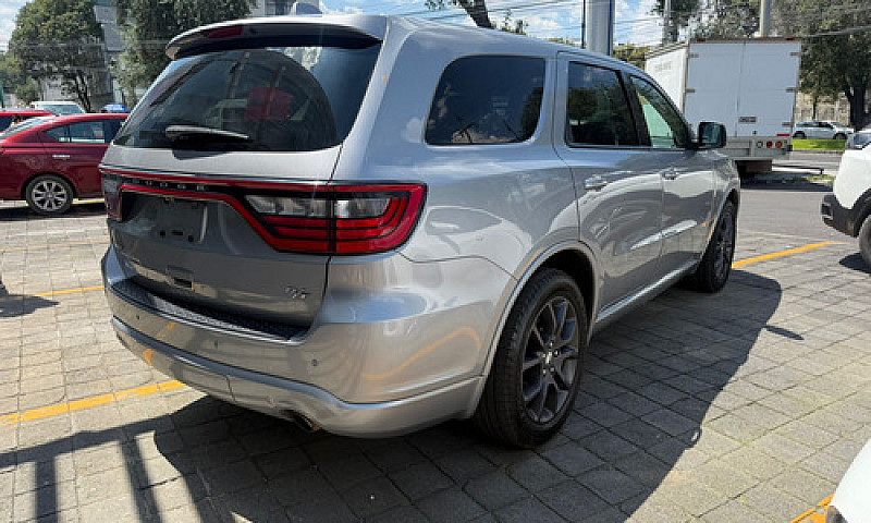 Dodge Durango 5.7 V8...