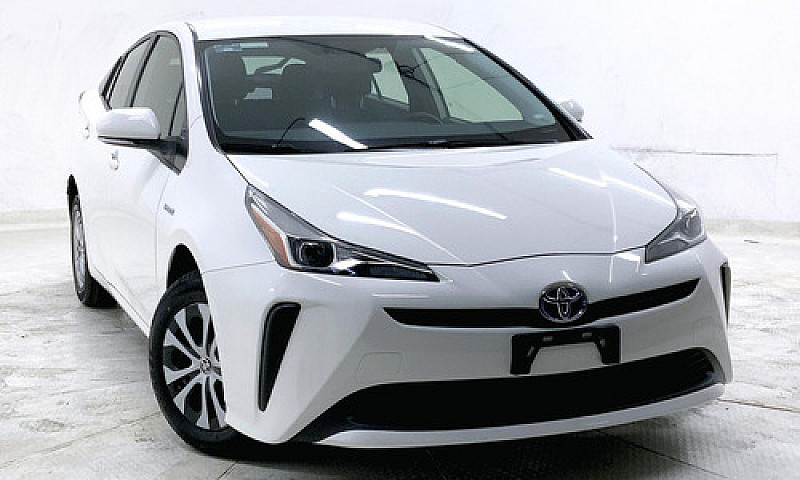 Toyota Prius 2020...
