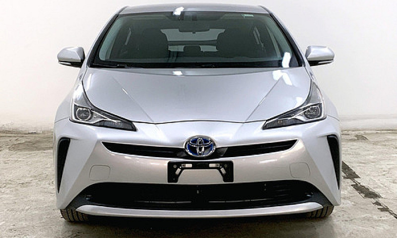 Toyota Prius 2020...