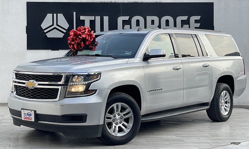 Chevrolet Suburban 5...