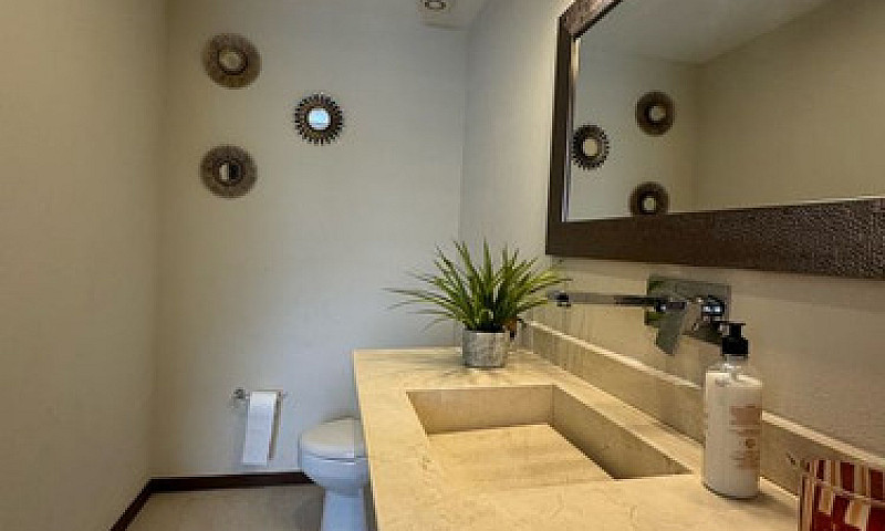 Casa En Venta Reside...