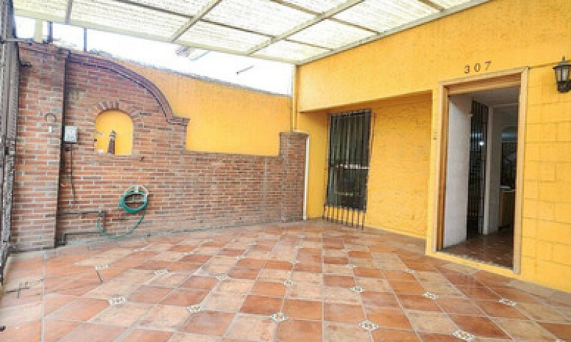 Casa De 3 Pisos Con ...