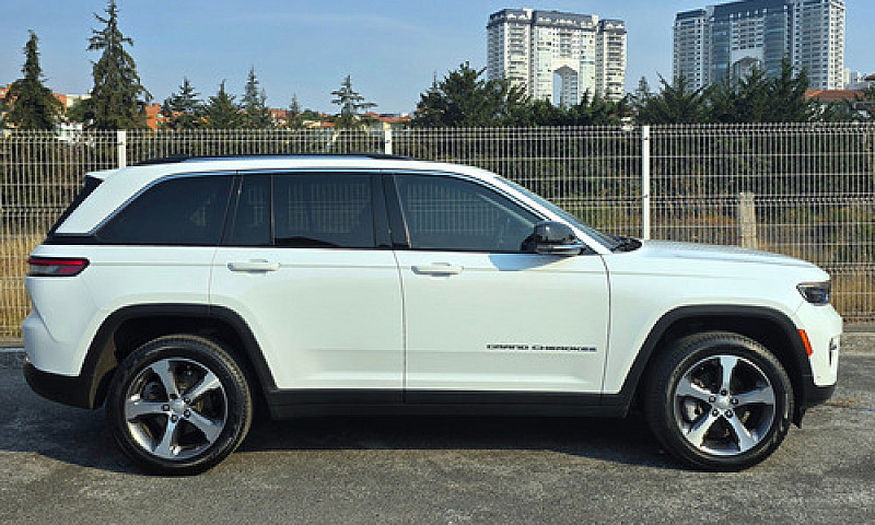 Jeep Grand Cherokee ...